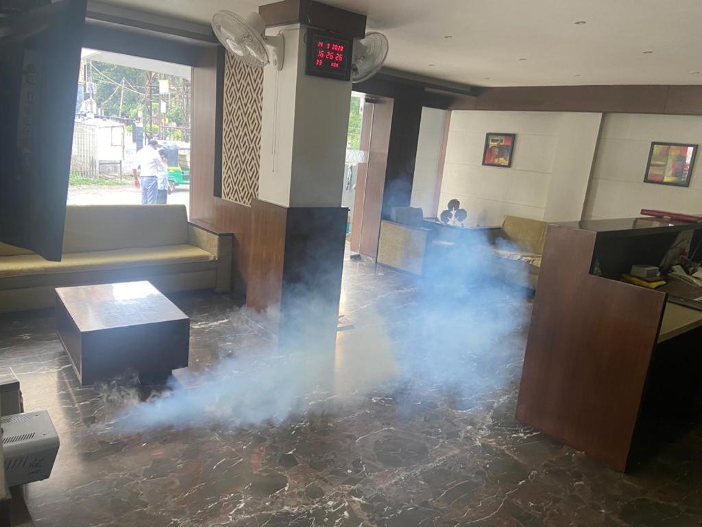 Fabhotel Prime Sky Light Vadodara Exterior photo